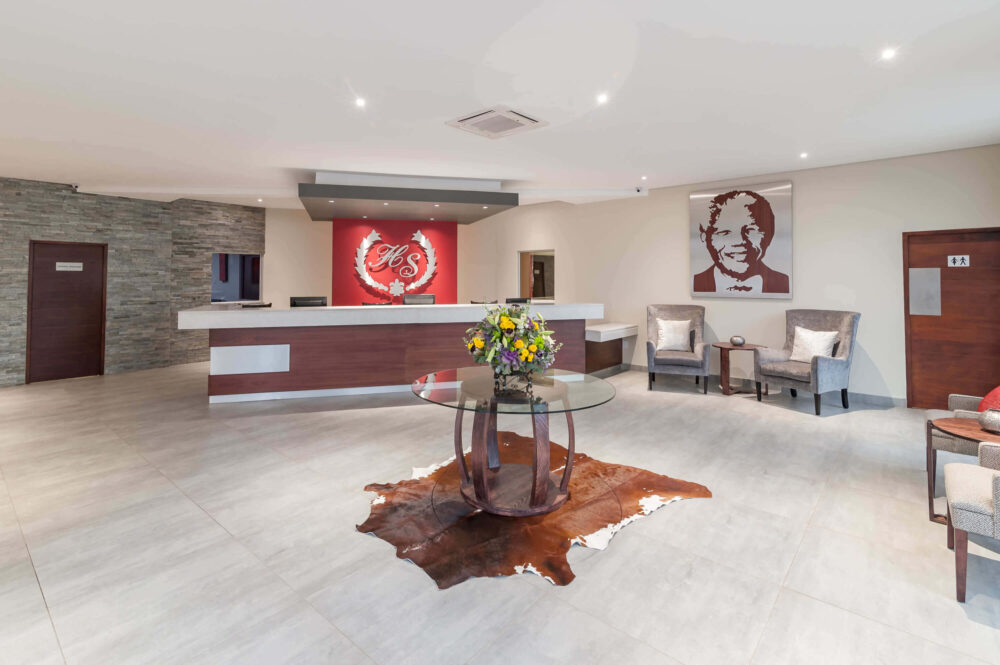 hotel-img